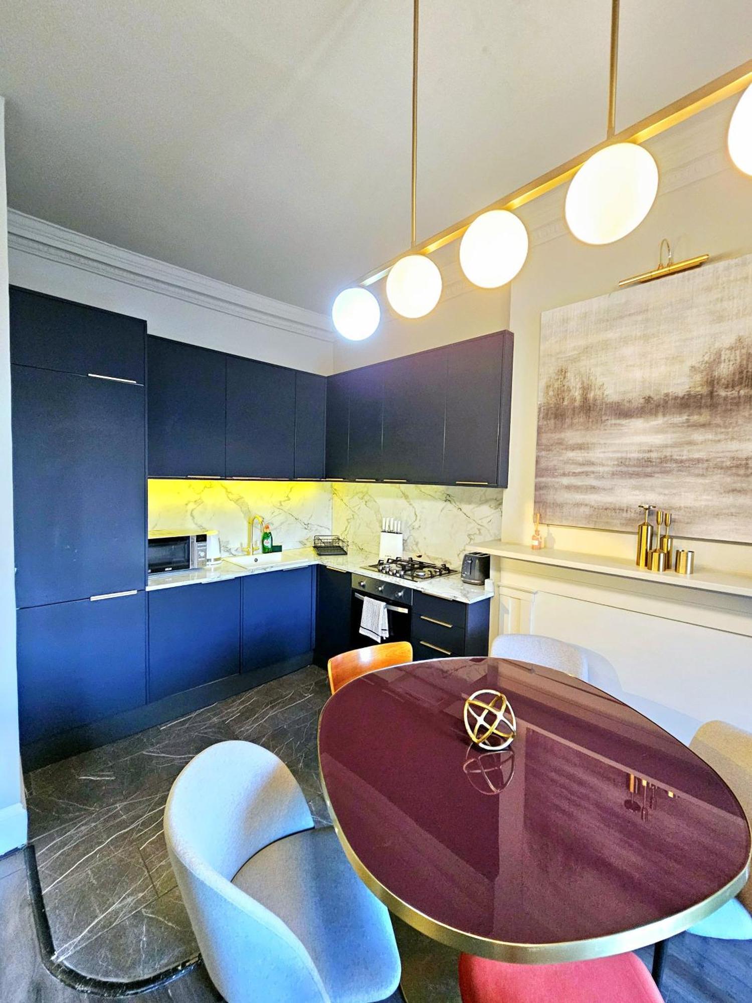 Stylish Hyde Park Home By Tube Stations With Elevator Londra Exterior foto